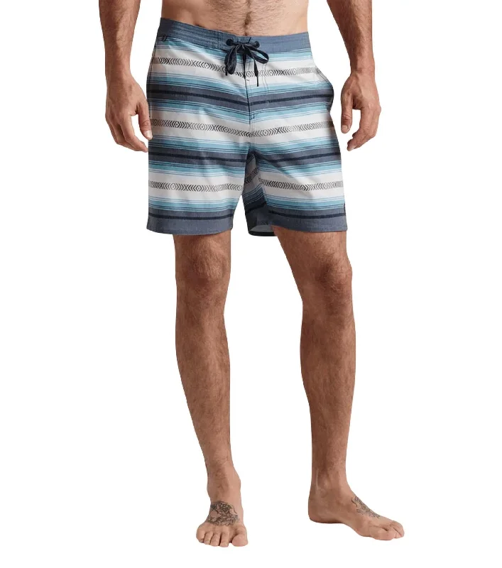 Chiller Boardshorts 17" In Serape Dark Sky